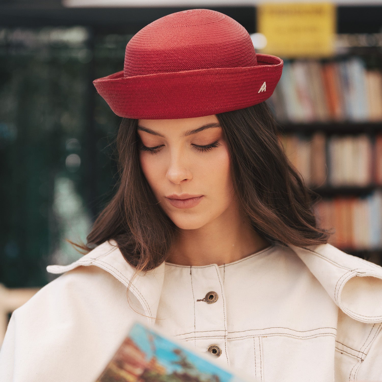 PILLBOX RED